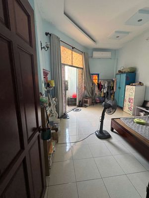 Rent a Gò Vấp alleyhouse.