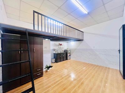 Just 3 million for room 35m2 at the University of Depot is clean, secure.