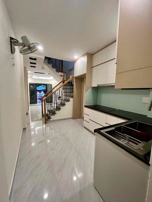 Hoàng Hoa Thám, Bình Thạnh-4 bedrooms - 19 million