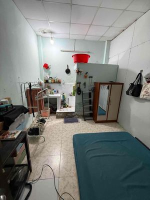 need a male Knupp 1 Bình Thạnh