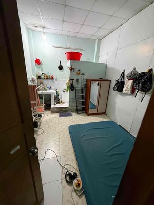 need a male Knupp 1 Bình Thạnh