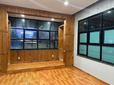Rent 55 Âu Cơ District 11, 5-025, 1 floor.