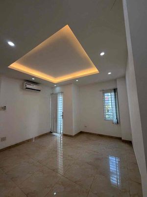 3 bedroom 9 x 7 Chử Đồng Tử. Car alley