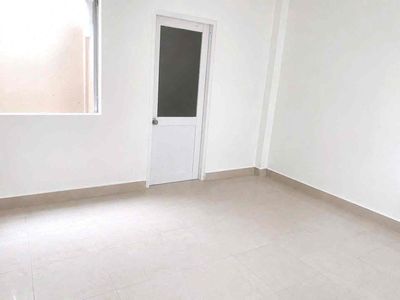 Near the market - second floor church 6 bedroom 3 toilets in family vpty+KH onl
