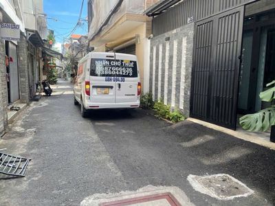 Rent a Trường Chinh alley house - 6 meters across - Full interior