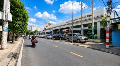 Rent a Nguyễn Hữu Tiến-90 m2-15 million near aeon