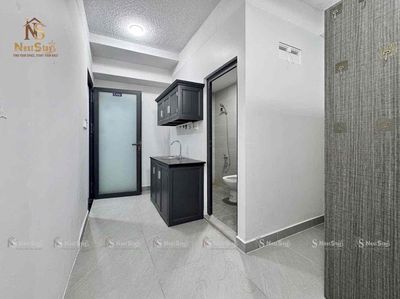 A full kitchen bedroom close to the University of Business