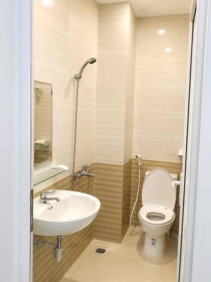 The underprivileged boarding room near the University of Banking, the University of Engineering,