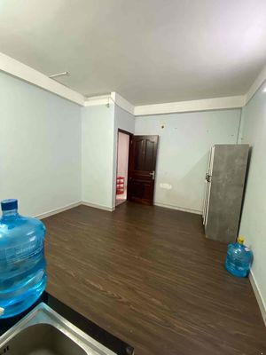 Rent the cheap room, get the cold machine and the Big Street Front Office ready.