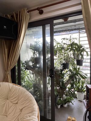 Five Homyland flats, riverside - 16 million a month. (3) Full furniture.