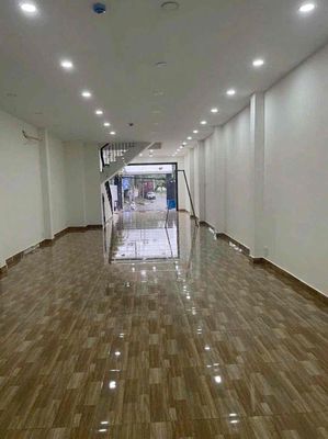 Renting Hoàng Quốc Việt Cash House in District 7. Ik Phú Mỹx10